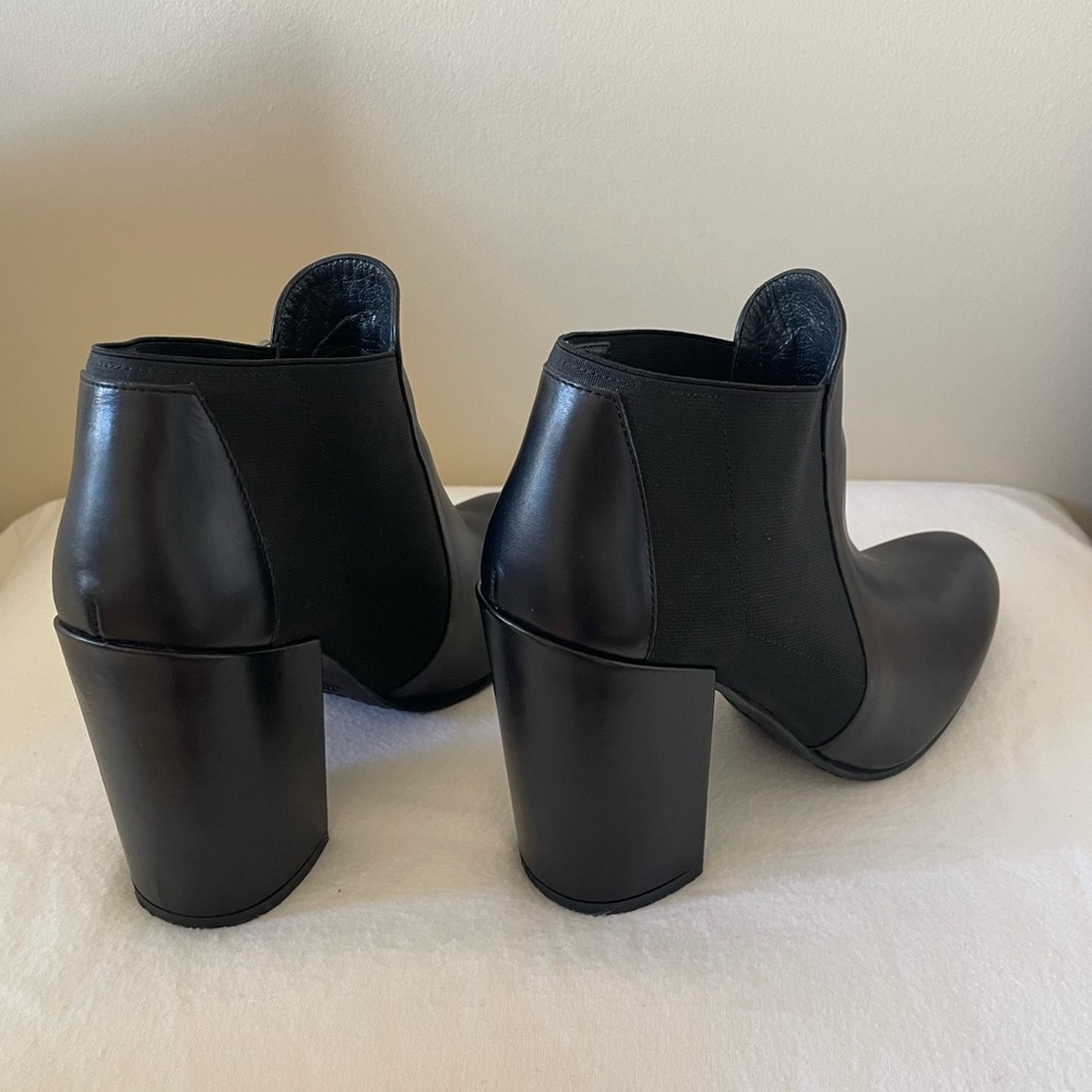 Stuart Weitzman Black Leather Ankle Booties - Picture 8 of 11